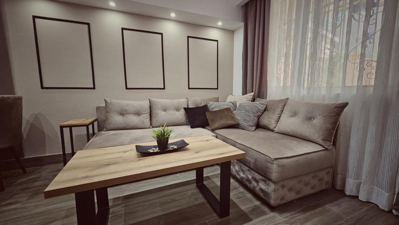 Madesa Apartment Skopje Luaran gambar