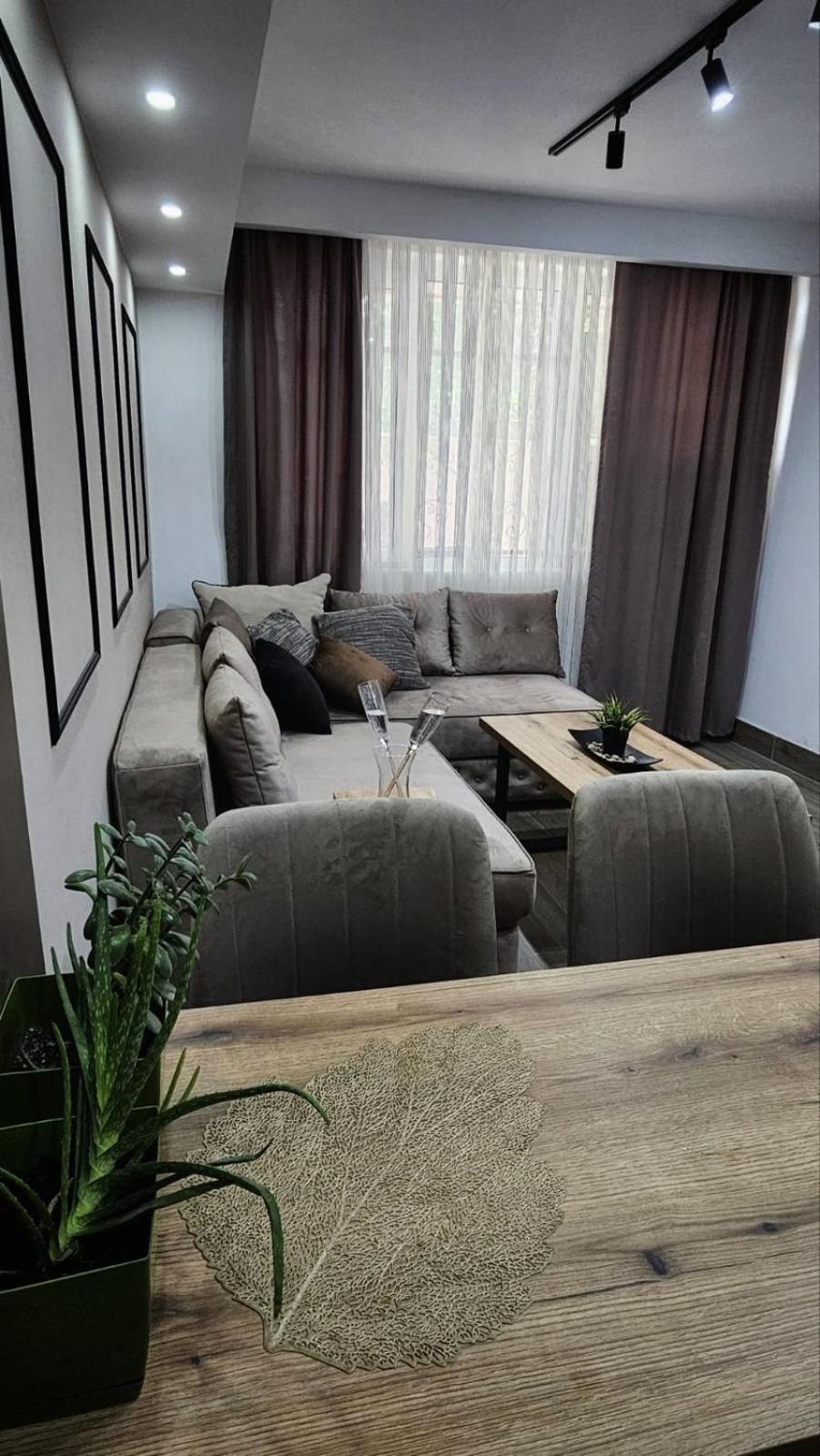 Madesa Apartment Skopje Luaran gambar