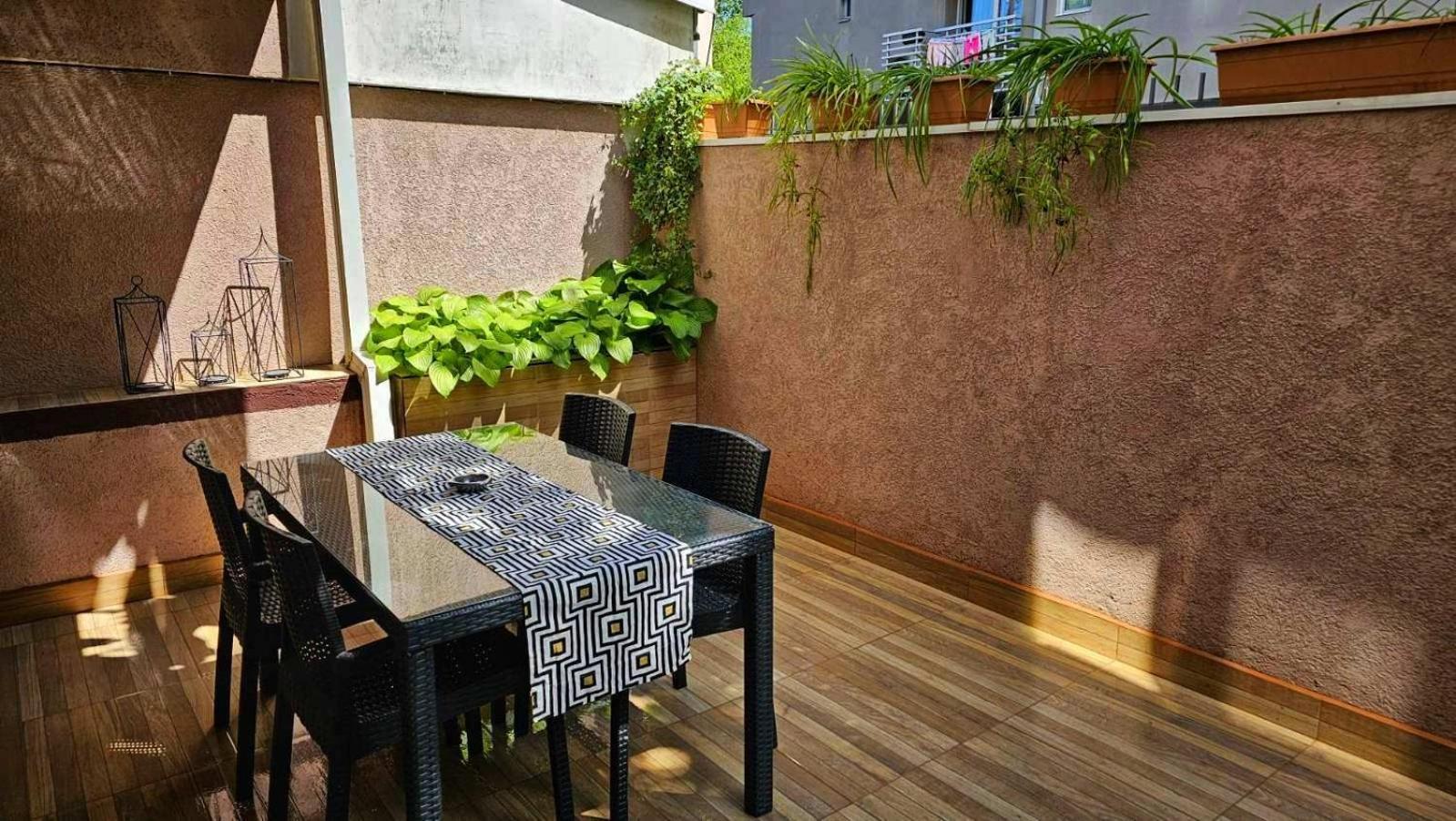 Madesa Apartment Skopje Luaran gambar